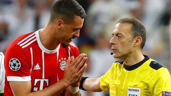 Bayern Munich, enojado por la