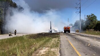 El avión cayó sobre una