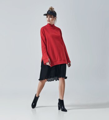 Buzo deportivo (Allô Martínez), falda