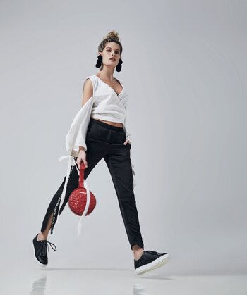 Top blanco ($ 2.890, Allô