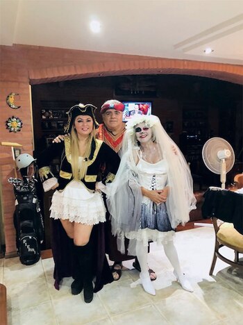 Pierri, Hussein y Carmen, una