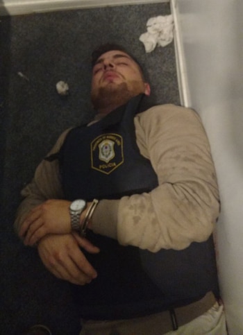 A.M.A. tiene 24 años y