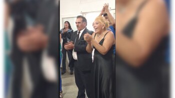 Sus padres festejan los 15