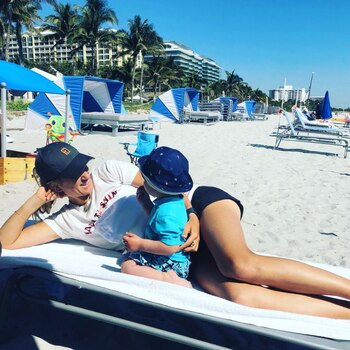 Victoria Azarenka con su hijo