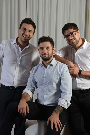 Amigos desde el colegio, los