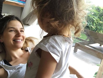 Marcela Kloosterboer y su hija,