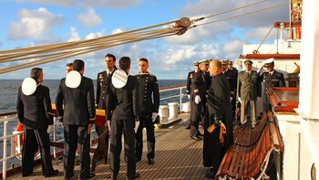 El homenaje empezó con interpretación