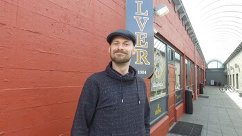 Benni Bongo, en la etrada