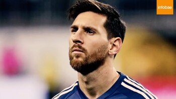 Concentración plena y emoción. Así vive Messi el momento del himno nacional