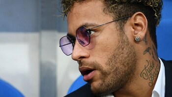 Neymar está recuperándose en París