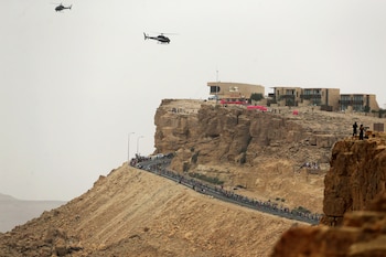 El pelotón cerca de Mitzpe Ramon.