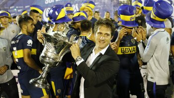 Guillermo, con el trofeo. En
