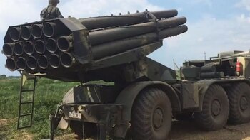 Un lanzador de misiles Uragan