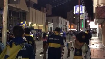 Los festejos terminaron en un enfrentamiento entre la policía y algunos simpatizantes