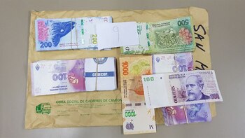 En el local había una