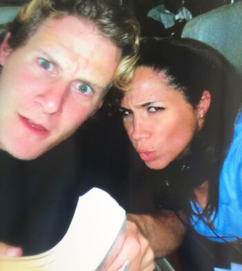 La pareja se casó luego de