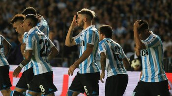 Racing perdió ante Colón por la