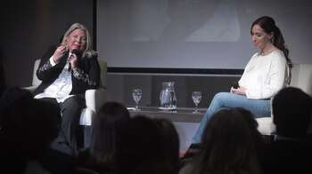 La gobernadora en un reportaje