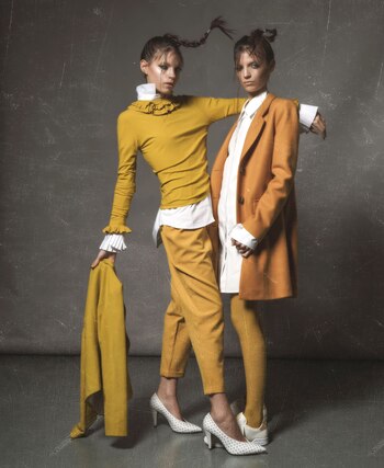 Camisa con tablas en los