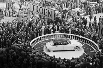 El Citroën DS fue lanzado