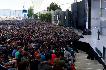 Sundar Pichai, con jeans y