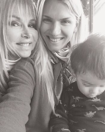 Con Carolina Oltra, su hija mayor