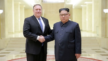Mike Pompeo y Kim Jong-un