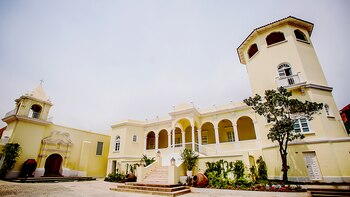 Fachada del restaurante Astrid y