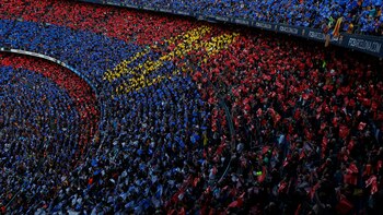 El símbolo del infinito en las gradas del Camp Nou
