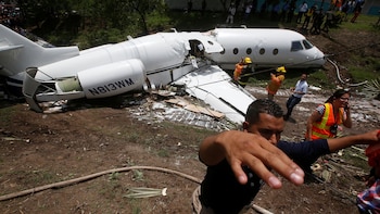 El avión estadounidense accidentado en