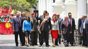 Once miembros del régimen chavista