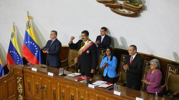 Nicolás Maduro juró como presidente