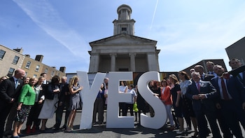 Irlanda votó a favor de