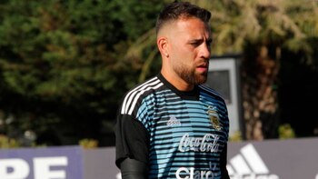 Nicolás Otamendi se lesionó y