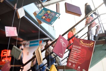 Los libros volarán a lo