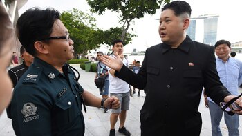 Agentes policiales lo abordaron ante