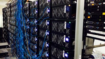 Las máquinas funcionan los siete