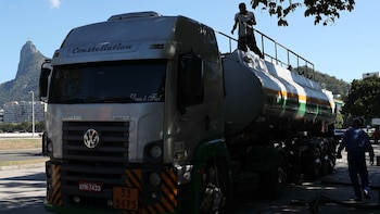 Un camión de Petrobras (EFE)