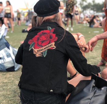 Lucía Celasco con su campera