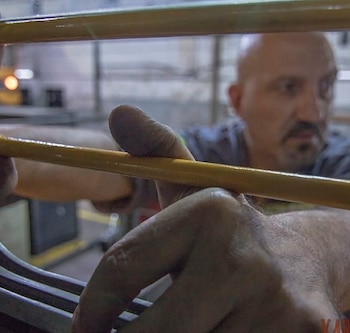 Instagram: @varondelis