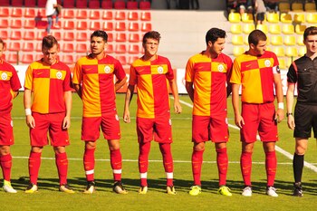 Ahmet Sivri (el del medio)