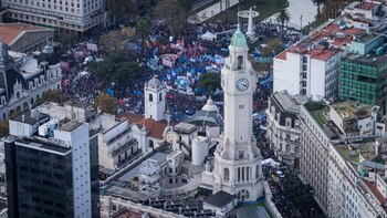 (Martín Rosenzveig)