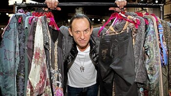 El famoso diseñador acude a