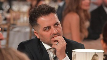 El gesto de Ángel durante