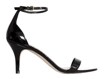 Sandalias ($ 1.900, Aldo).