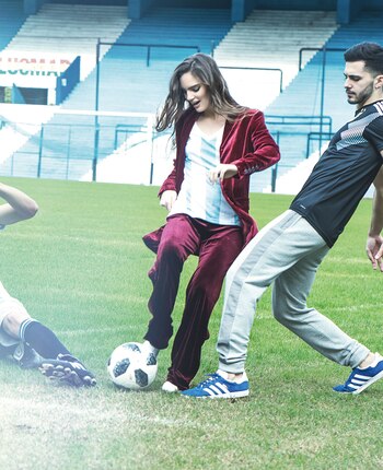 Blazer y palazzo de terciopelo