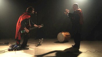 Juan Gigena Ábalos junto a