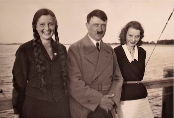Raptos de furia, obsesión por las mujeres y cheesecake: cómo era vivir con el dictador Adolf Hitler en el "Nido del águila" - Infobae