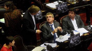 Máximo Kirchner habla con Agustín