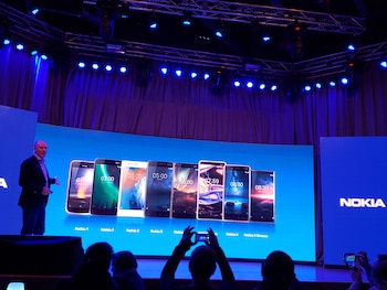 Nokia desembarca con tres modelos